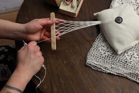 Síťkařský uzlík, síťování. Foto: Muzeum v přírodě Vysočina