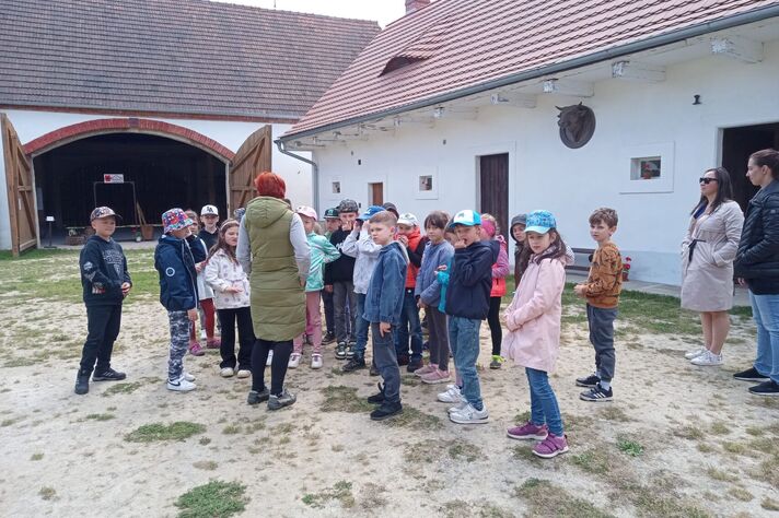 Edukační program: U Matoušů na dvorečku