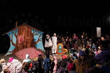 Podzimní putování s broučky