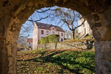 Muzeum v přírodě Zubrnice, škola