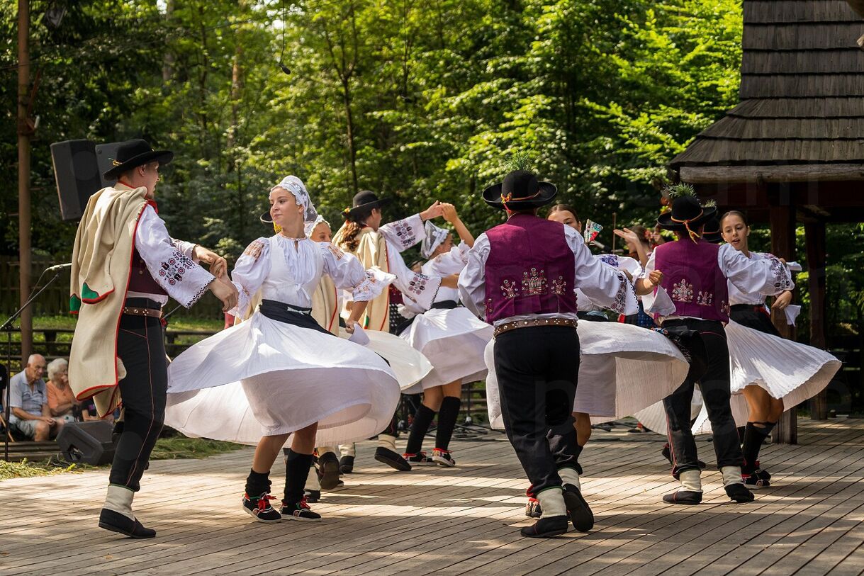 Z druhé strany Radhoště 