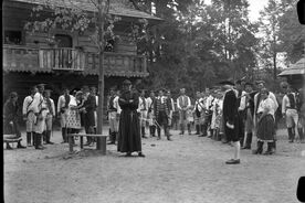 Valašské muzeum v přírodě - Dřevěné městečko - představení v muzeu „Vzpoura sedláků&quot;.