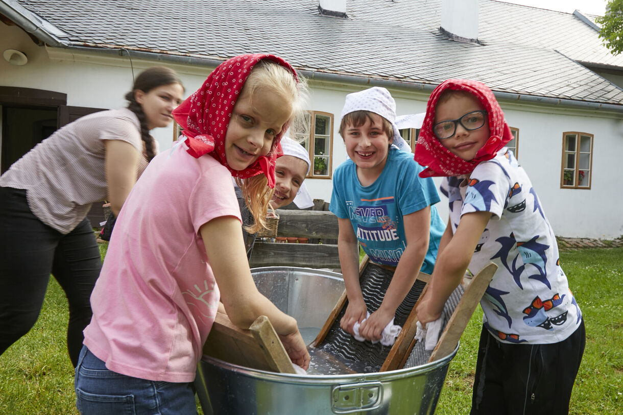 Za prací a řemeslem na hanácký statek