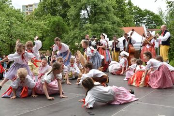 U Matoušů lipka - Bolevecké folklorní zastavení